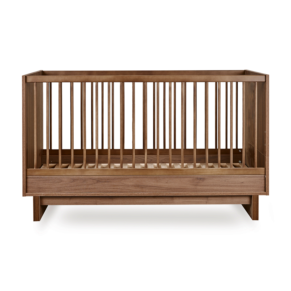 Quax Babybett- und Kinderbett 70 x 140 'Kyo' Walnut - Online MY SNOWFLAKE