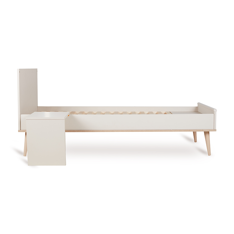 Juniorbett mit Nachttisch in Beige von Quax.