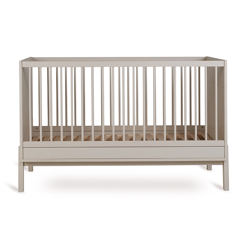 Babybett in Beige-grau von Clay.