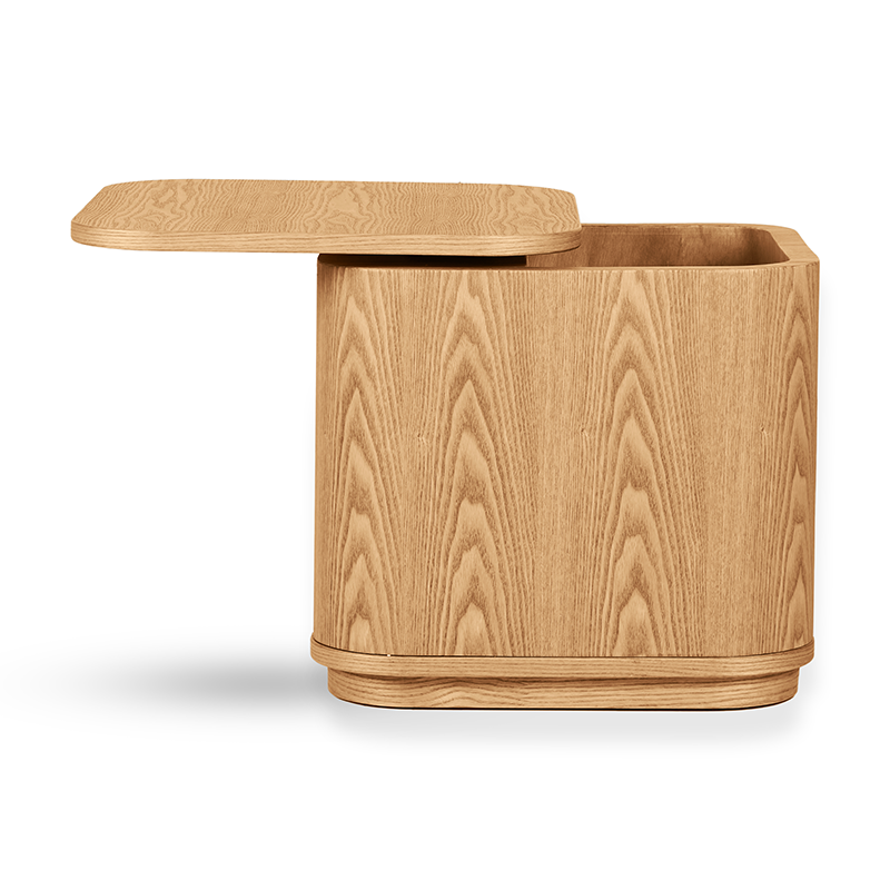 Beistelltisch aus Holz mit abnehmbarer Tischplatte von Quax. 
