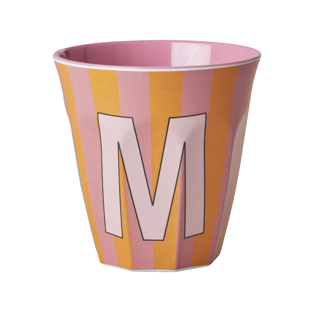 Rice Gobelet en mélamine moyen « Lettre M » rayures multicolores rose