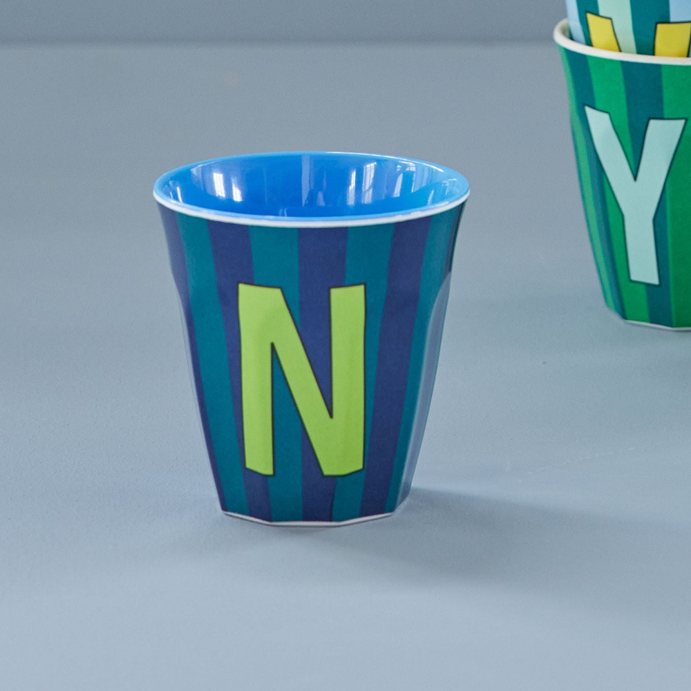 Rice  Melamin Becher Mittel 'Buchstabe N' Multicolor Stripes Blue