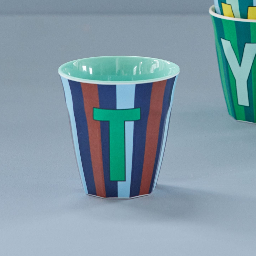 Rice  Melamin Becher Mittel 'Buchstabe T' Multicolor Stripes Mint