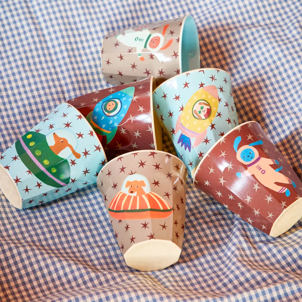 Gobelet Rice en mélamine petit format « Dogs in Space » Dog in Blue Spaceship