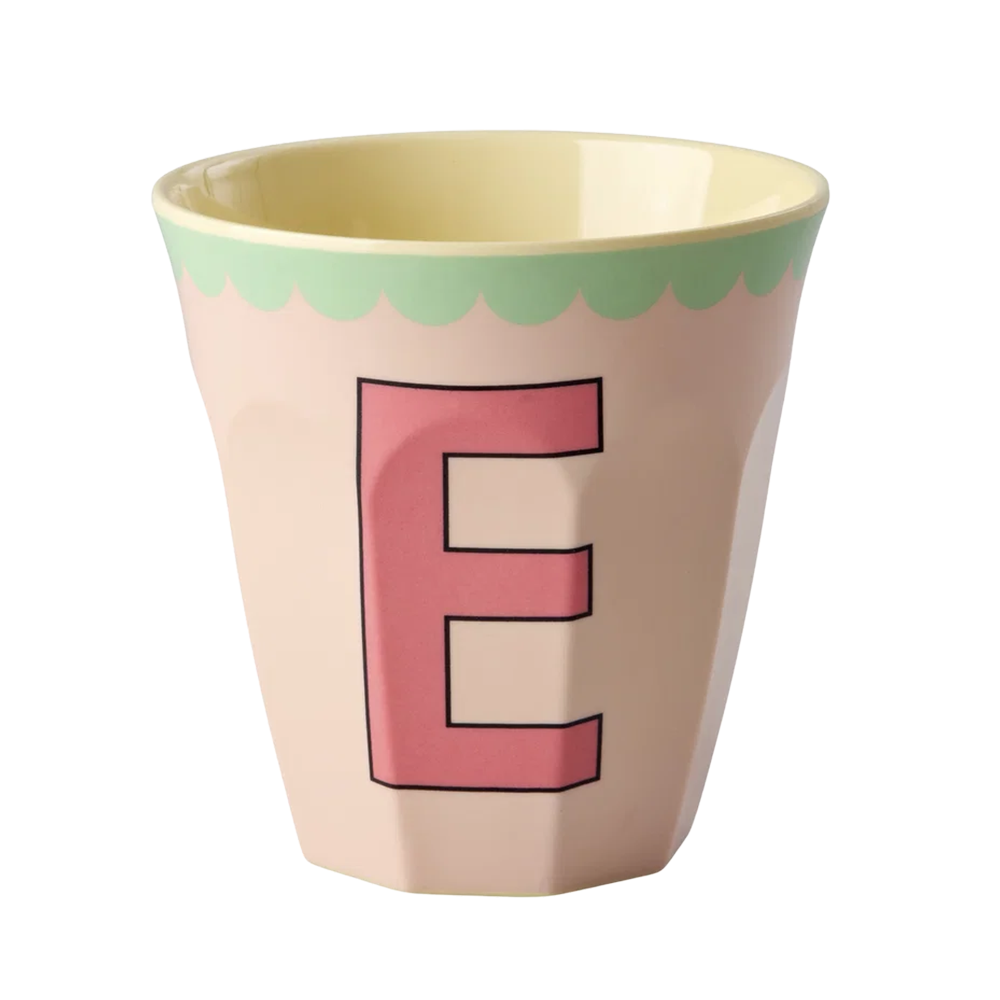 Rice  Melamin Becher Mittel 'Buchstabe E' Hellrosa