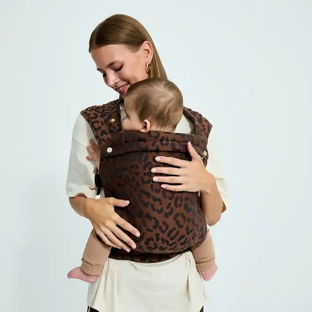 Sandiia Babytrage 'Tiimeless' Leodiia Mokka Comfort+