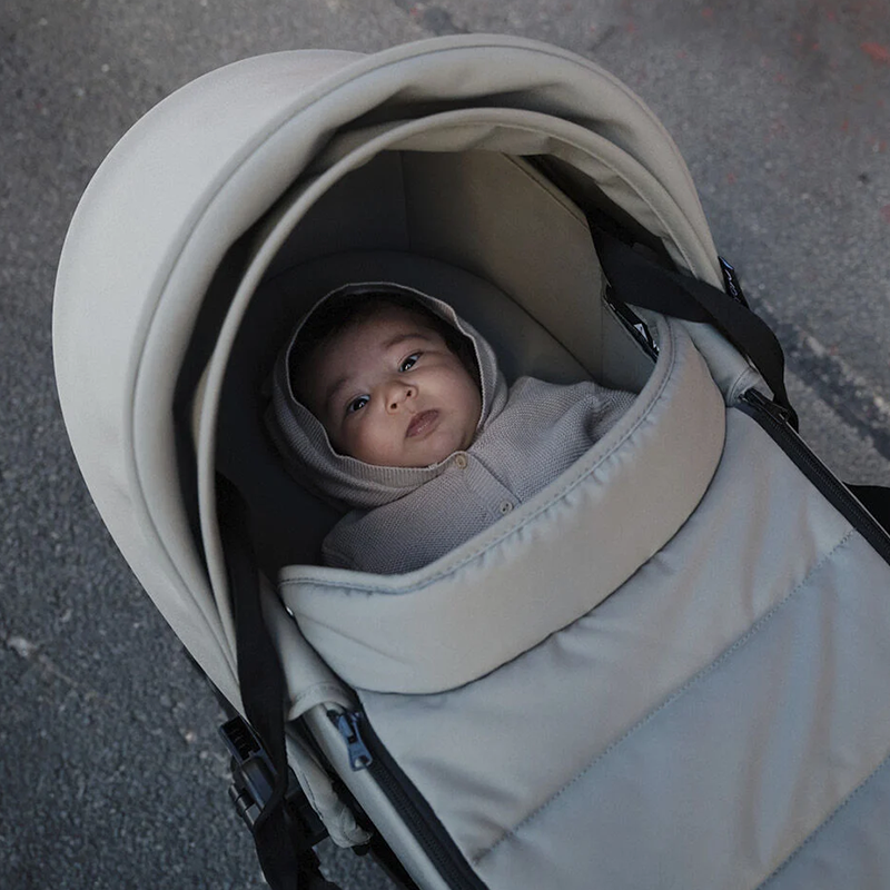 Stokke® YOYO³ avec nacelle White/Taupe