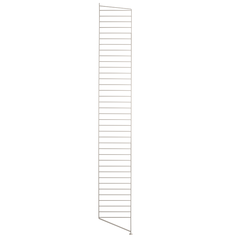 String Bodenleiter hoch aus Metall in Beige von String Furnitures. 