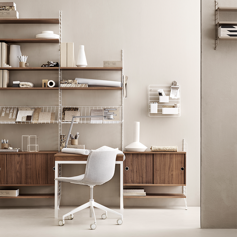 String Furniture Zeitschriftenablage 'System' 78x30 cm Metall Weiss