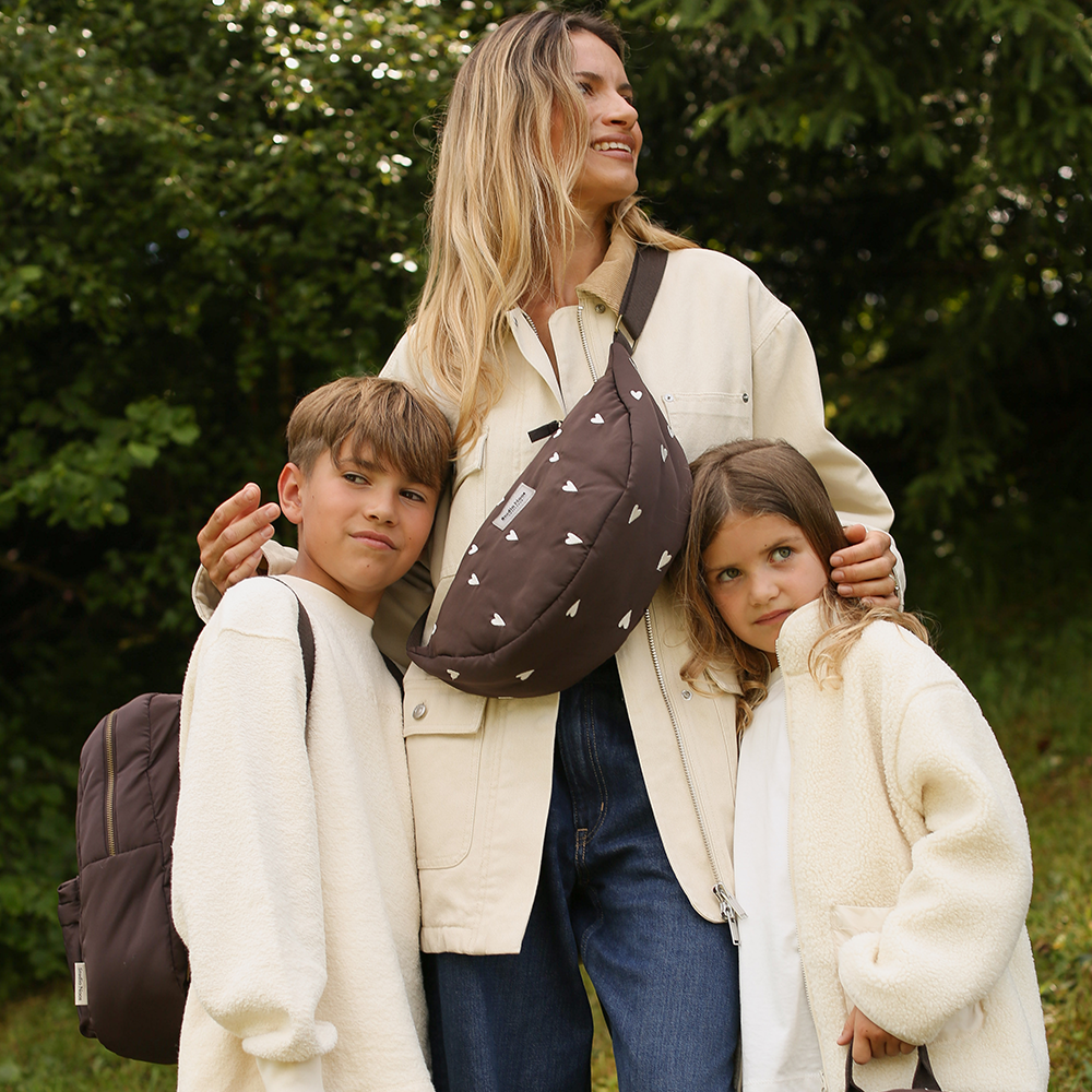 Studio Noos Gürteltasche für Erwachsene 'Puffy' Brown Hearts - Online MY SNOWFLAKE
