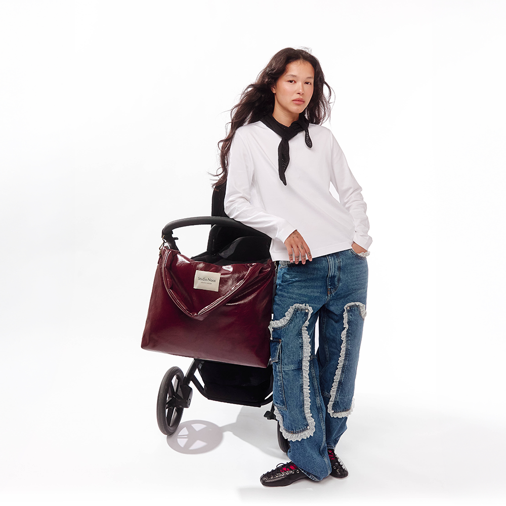 Studio Noos  Tragetasche 'Mom Bag' Veganes Leder Burgundy