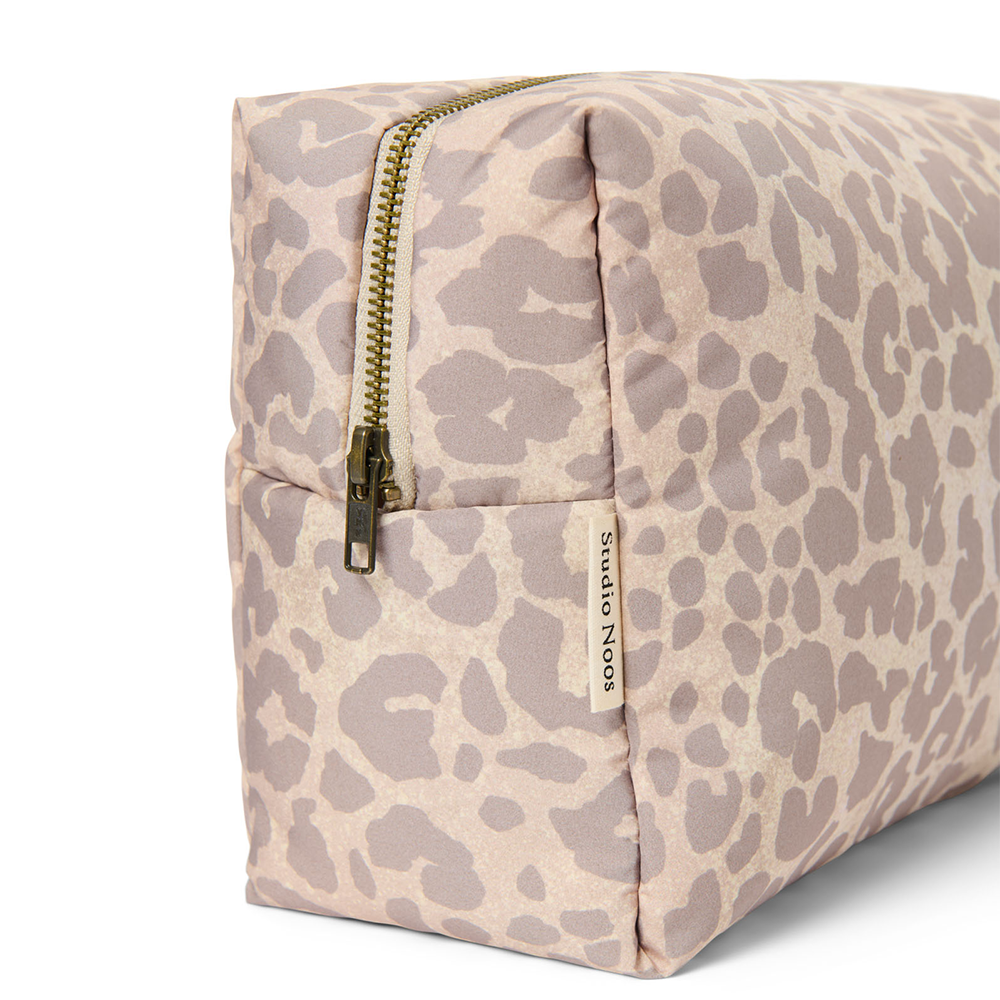 Studio Noos Necessaire 'Puffy' Beige Leopard