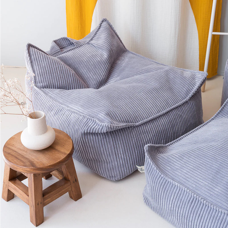 Kinder-Sitzsack in blauem Breitcord von Wigiwama
