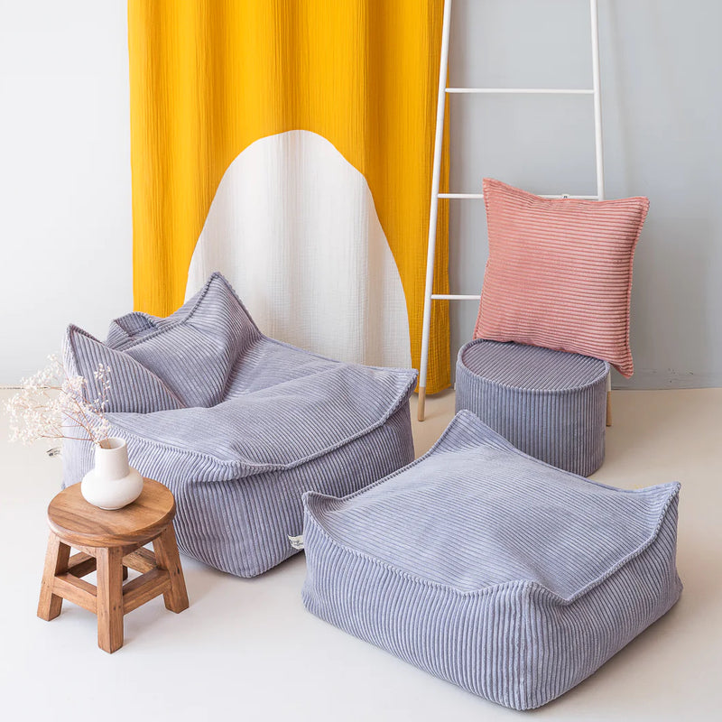 Kinder-Sitzsack in blauem Breitcord von Wigiwama