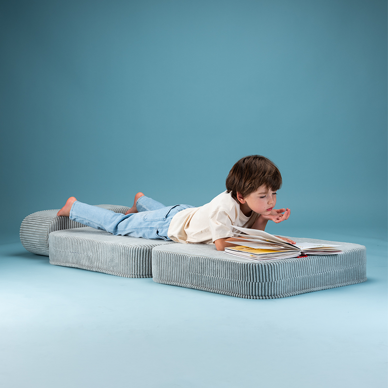 Wigiwama Aufklappbarer Kindersessel  'Flip Chair'  Peppermint Green