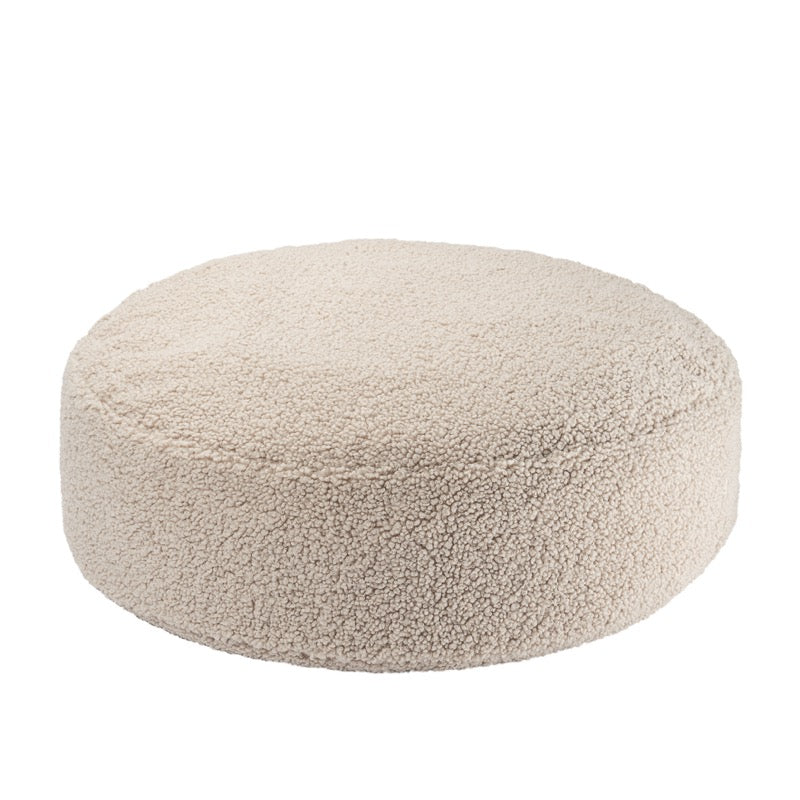 Runder Ottoman von Wigiwama aus weichem Teddy-Stoff in schönem Beige