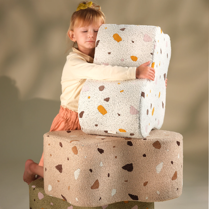 Wigiwama Pouf 'Terrazzo Cloud' Sable