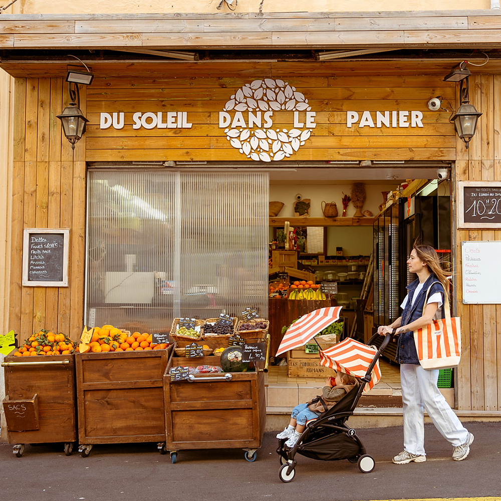 Stokke®  YOYO³ 6+ 'Riviera Collection' Summerkit mit Bezug, Sonnenschirm und Beach Bag Capri
