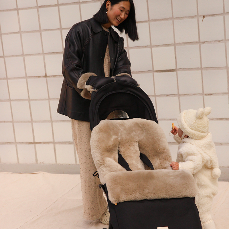 BINIBAMBA Schaffell Kinderwagen Fusssack Toast
