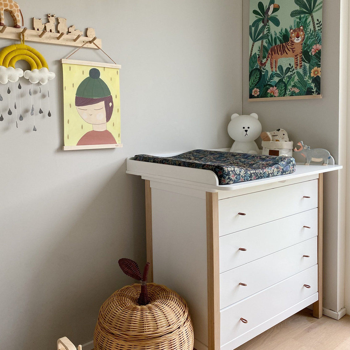 Farrow & Ball  Estate Emulsion  Cornforth White 228 - Online MY SNOWFLAKE