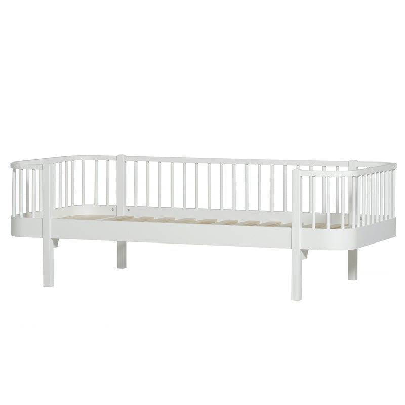 Oliver Furniture  Original Bettsofa Wood 90 x 200 cm  Weiss - Online MY SNOWFLAKE