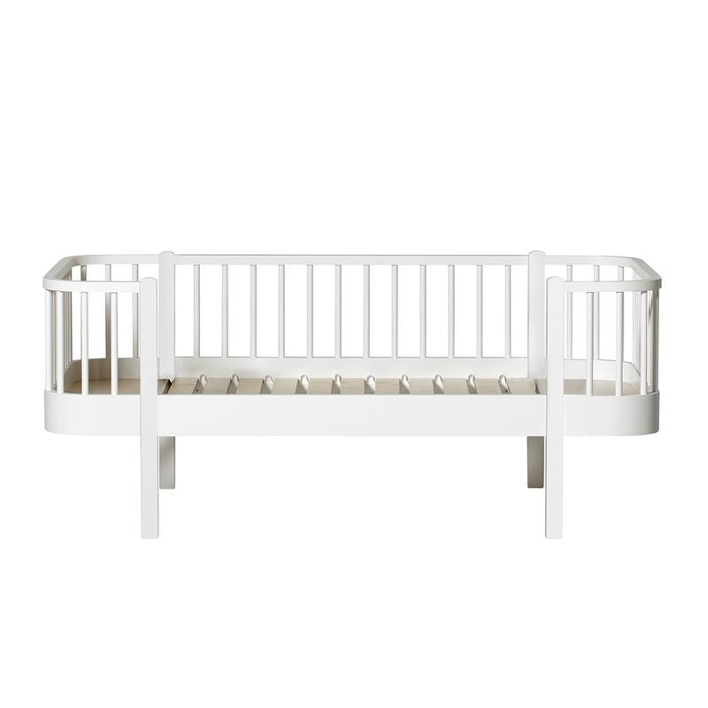 Oliver Furniture  Original Junior Bettsofa Wood 90 x 160 cm  Weiss