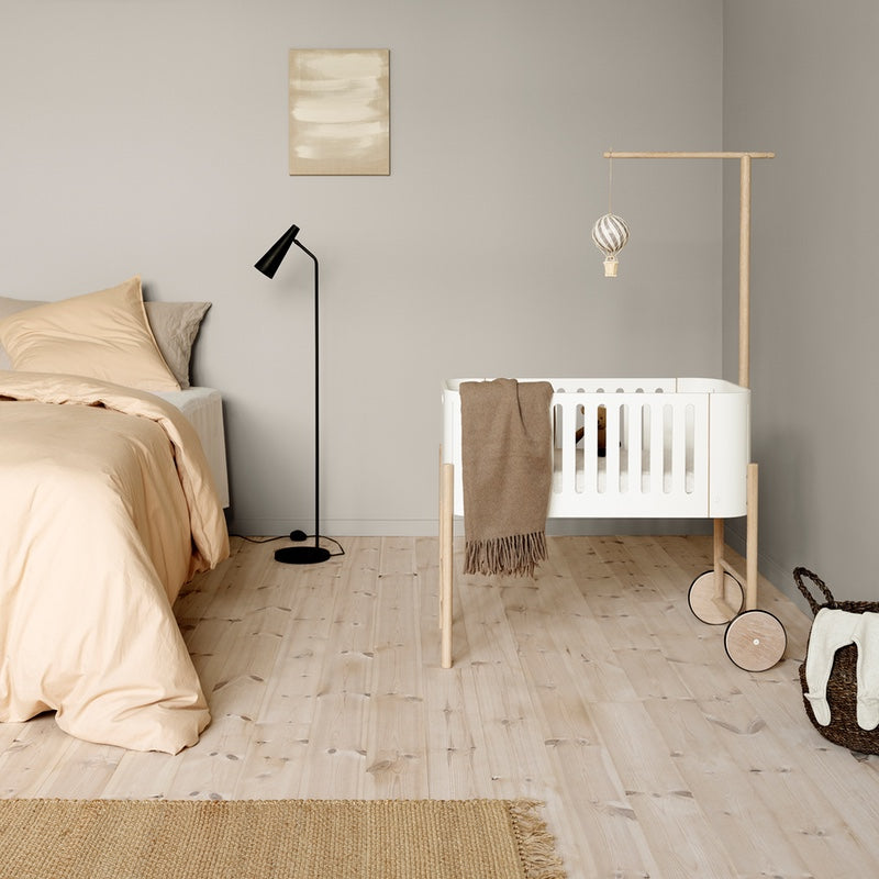 Oliver Furniture  Wood Beistellbett/Stubenwagen inkl. Umbauset zur Bank  Weiss/Eiche - Online MY SNOWFLAKE