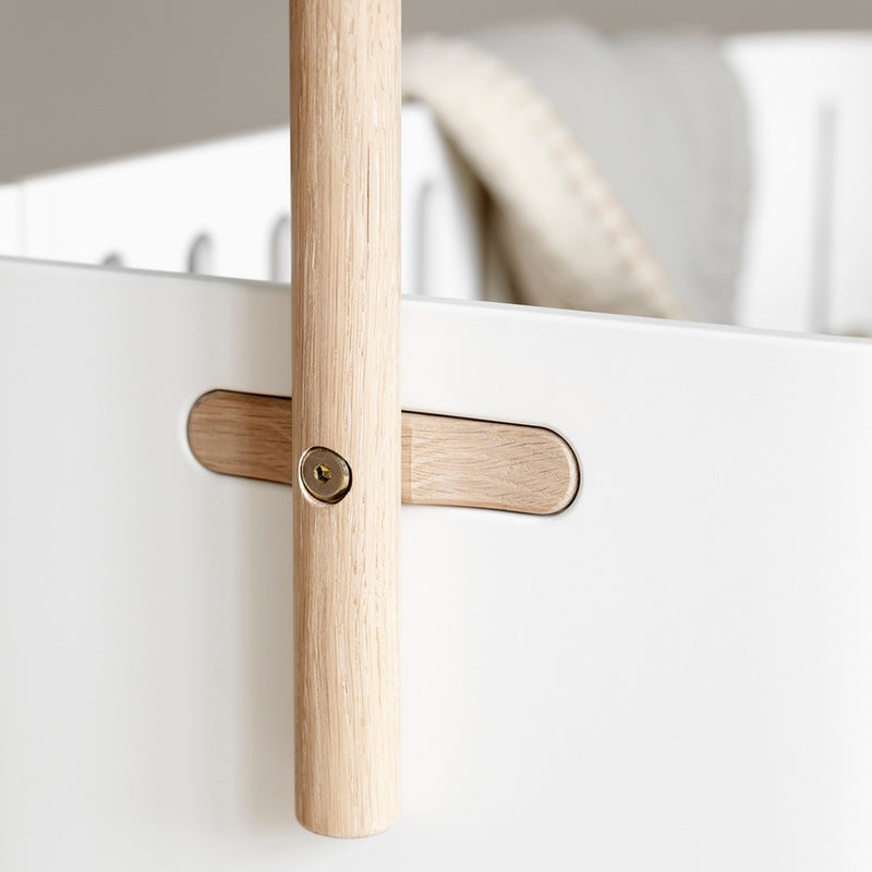 Oliver Furniture  Wood Beistellbett/Stubenwagen inkl. Umbauset zur Bank  Weiss/Eiche - Online MY SNOWFLAKE