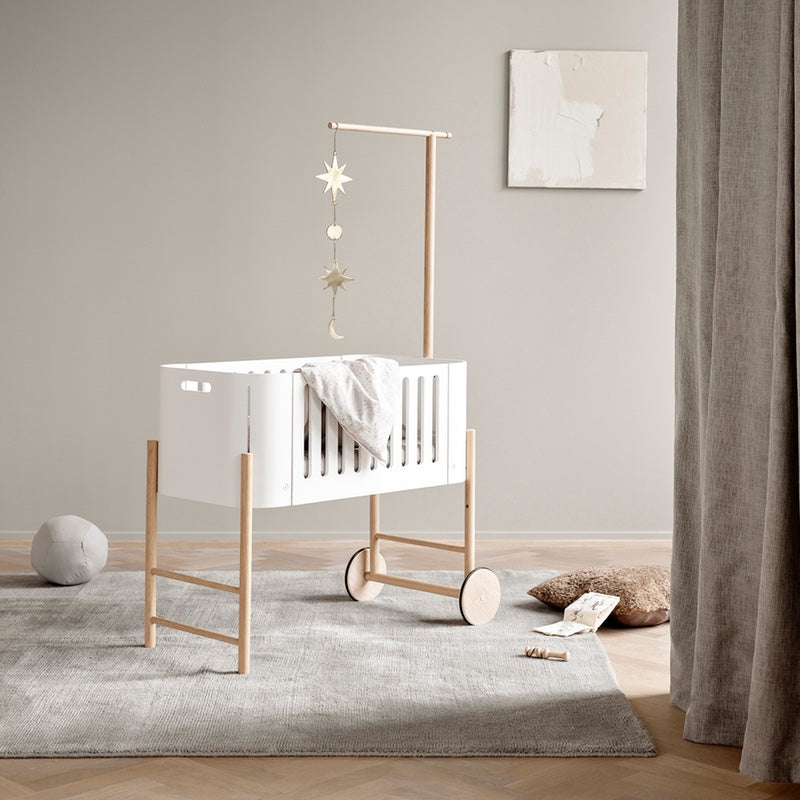 Oliver Furniture  Wood Beistellbett/Stubenwagen inkl. Umbauset zur Bank  Weiss/Eiche - Online MY SNOWFLAKE