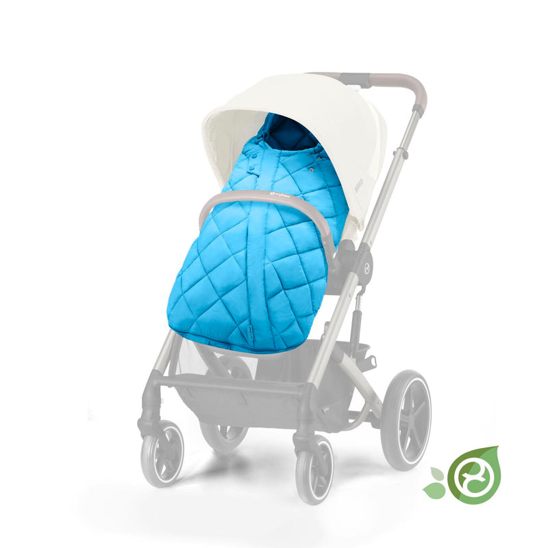 Fusssack für Kinderwagen in Blau von Cybex in einem Kinderwagen.
