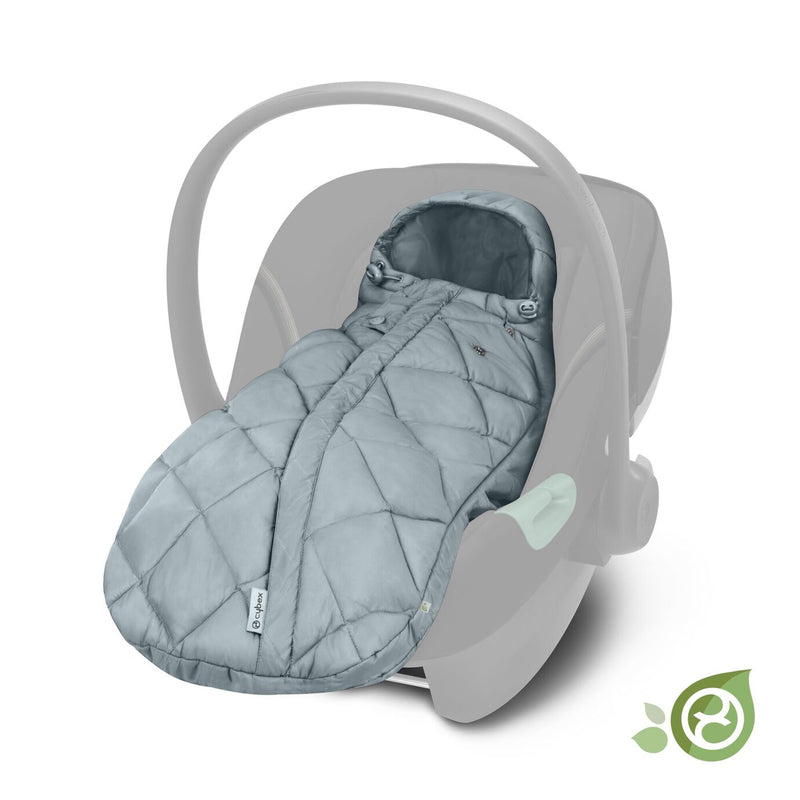 Snogga 2 Mini Sky Blue in Babyschale