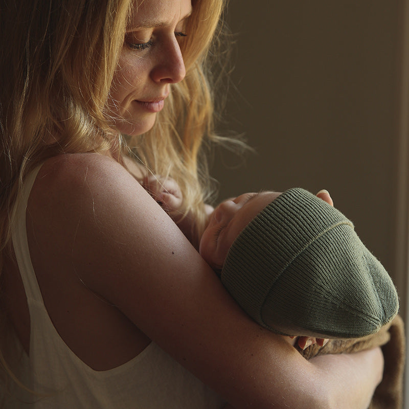 Hvid  Newborn Beanie Fonzie Artichoke - Online MY SNOWFLAKE