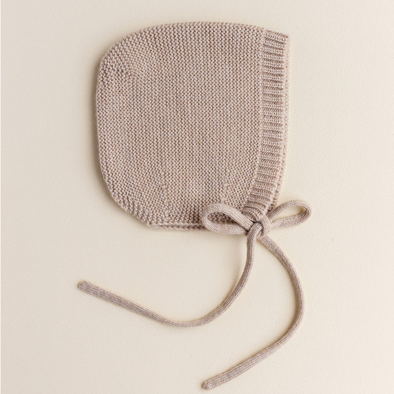 Hvid  Baby Strickmütze Dolly  Sand - Online MY SNOWFLAKE