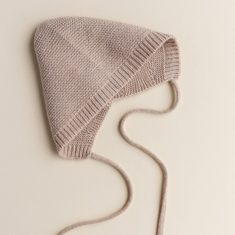 Hvid  Baby Strickmütze Dolly  Sand - Online MY SNOWFLAKE
