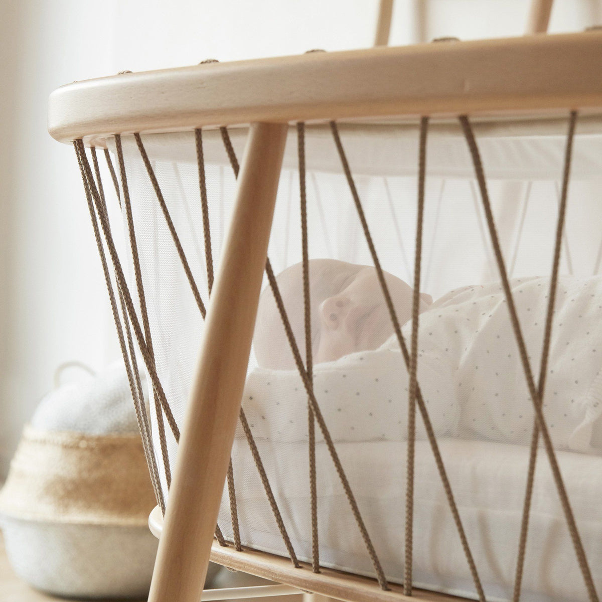 Charlie Crane  Babywiege Kumi  Mesh/Hazelnut - Online MY SNOWFLAKE