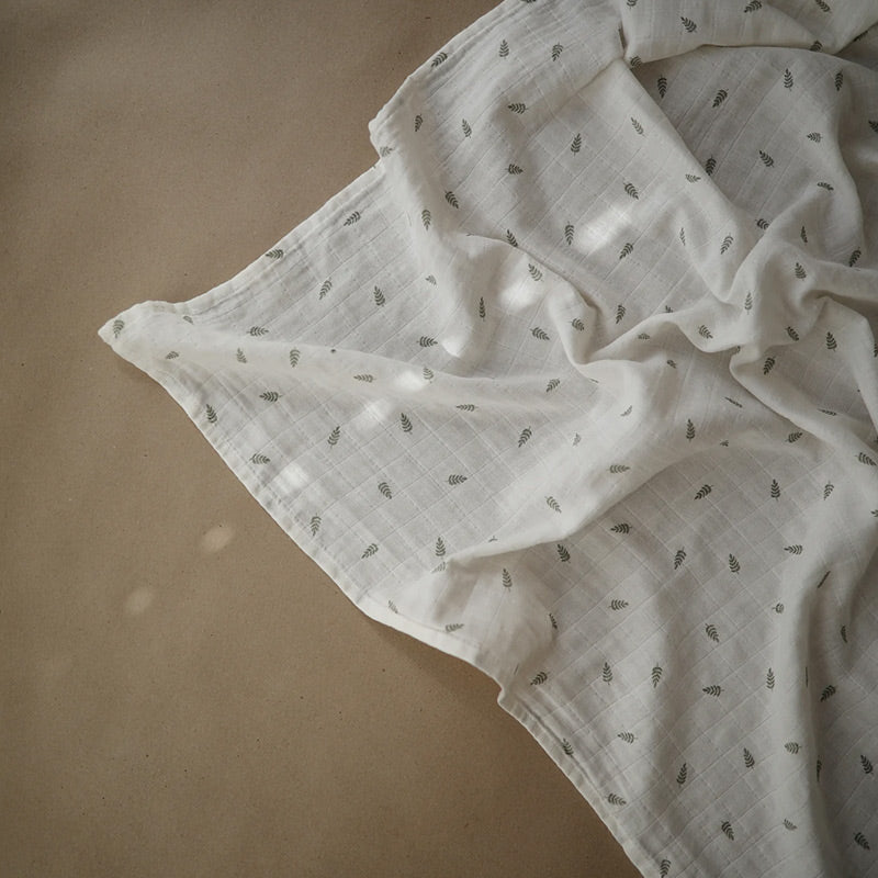 Mushie  Musselin Swaddle  Leaves - Online MY SNOWFLAKE