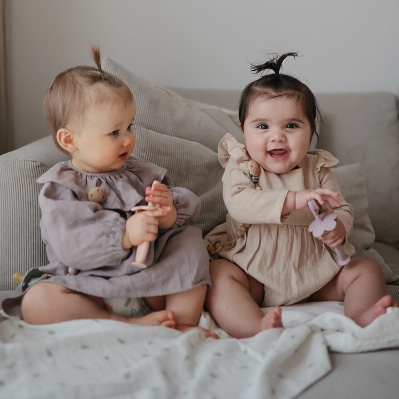 Mushie  Musselin Swaddle  Leaves - Online MY SNOWFLAKE