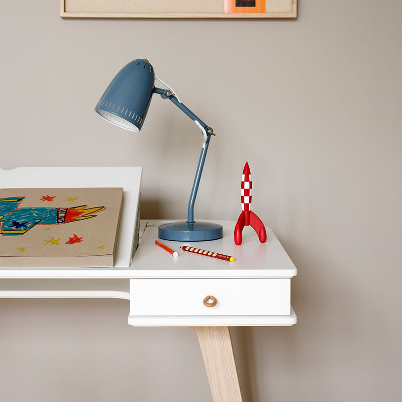 Oliver Furniture  Kinder Schreibtisch Wood 66cm & Armlehnstuhl Set  Weiss/Eiche - Online MY SNOWFLAKE