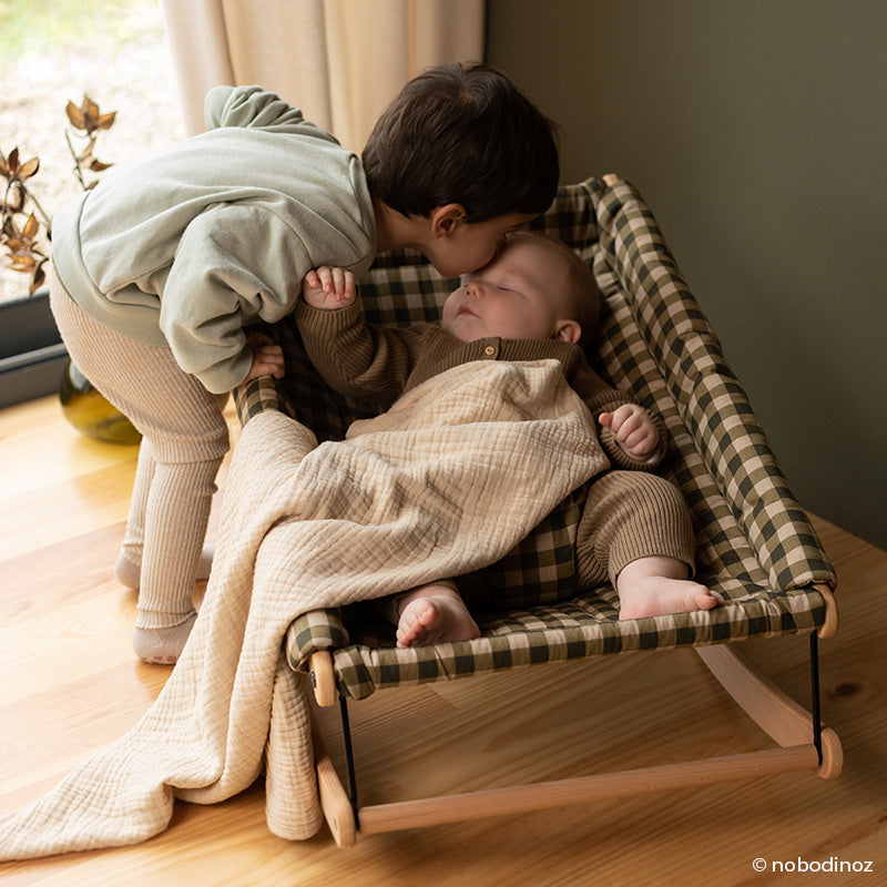 Wabi Sabi Musselin Babydecke Ginger – Beige Kuschel Baby-Decke aus Musselin Stoff von Nobodinoz