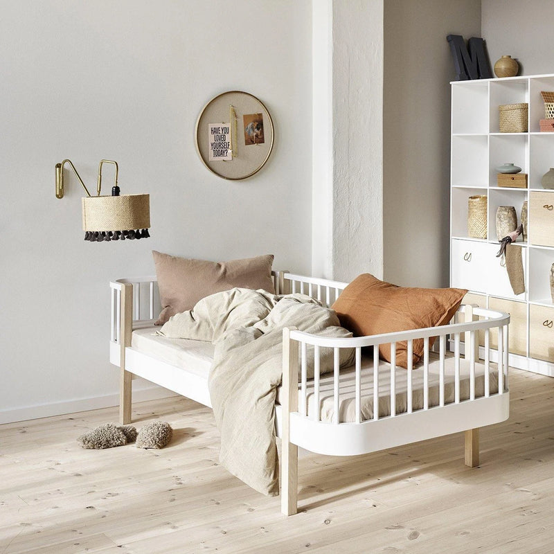 Oliver Furniture  Original Bettsofa Wood 90 x 200 cm  Weiss/Eiche - Online MY SNOWFLAKE