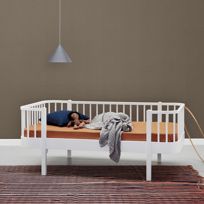 Oliver Furniture  Original Junior Bettsofa Wood 90 x 160 cm  Weiss
