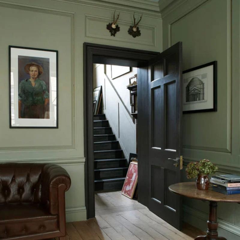 Farrow & Ball  Modern Emulsion  French Gray 18