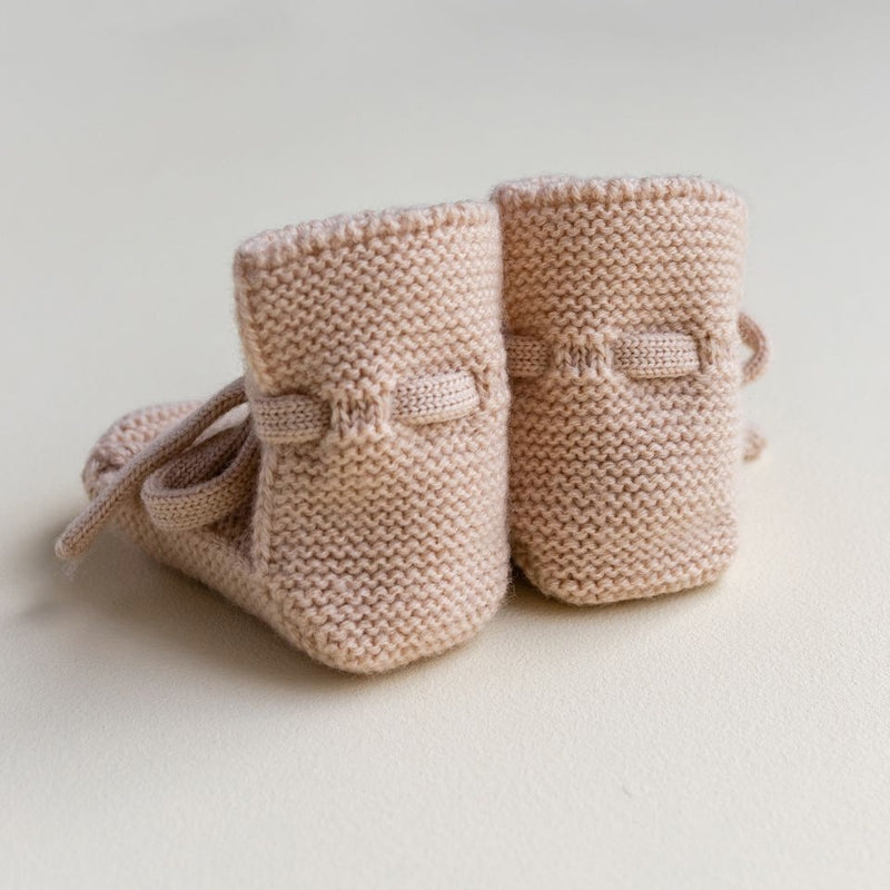 Hvid  Baby Strickschuhe  Apricot - Online MY SNOWFLAKE