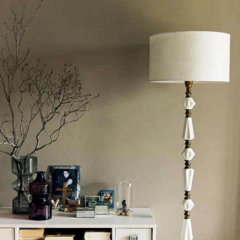 Farrow & Ball  Modern Emulsion  Light Gray 17
