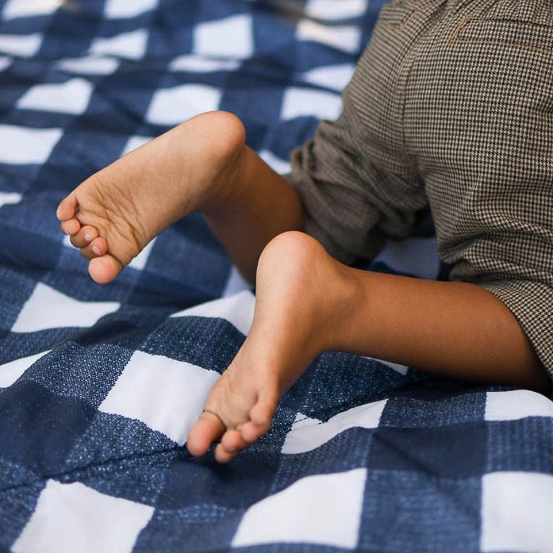 Little Unicorn  Picknickdecke Gross  Navy Plaid - Online MY SNOWFLAKE