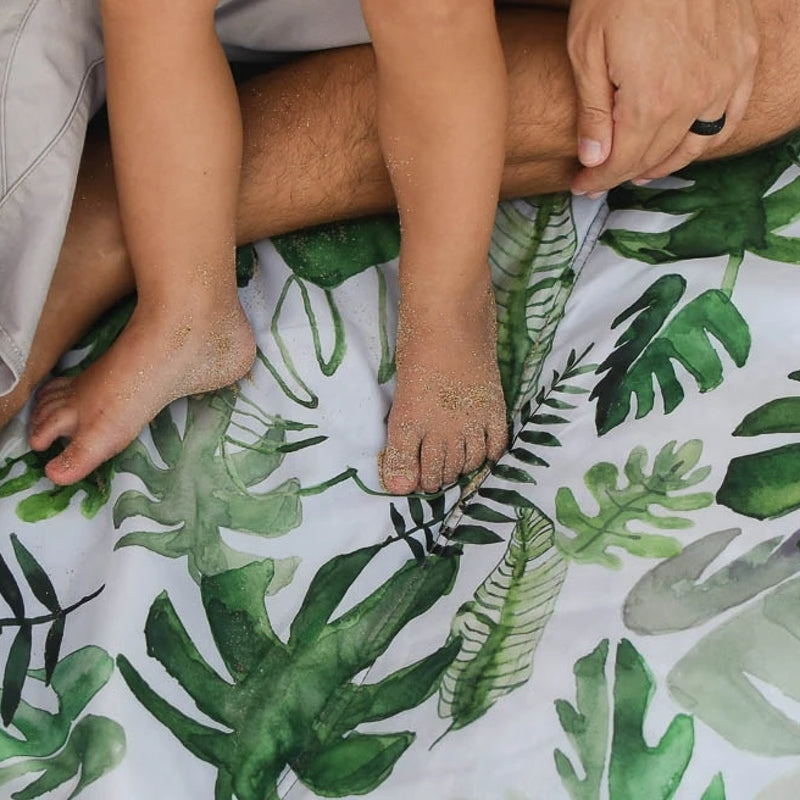 Little Unicorn  Picknickdecke Gross  Tropical Leaf - Online MY SNOWFLAKE