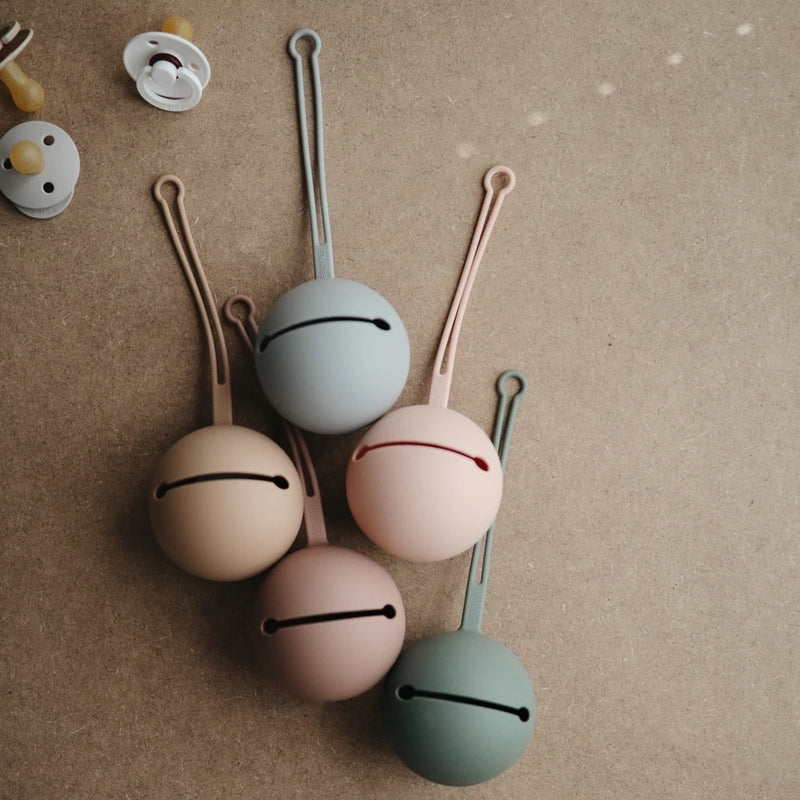 Mushie  Silikon Schnullerbox  Shifting Sand - Online MY SNOWFLAKE