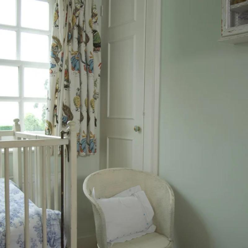 Farrow & Ball  Modern Emulsion  Archive Pavilion Blue 252